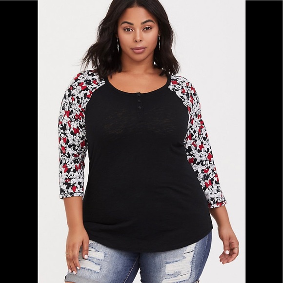 ♥️🖤TORRID DISNEY Mickey & Minnie Top🤍🖤